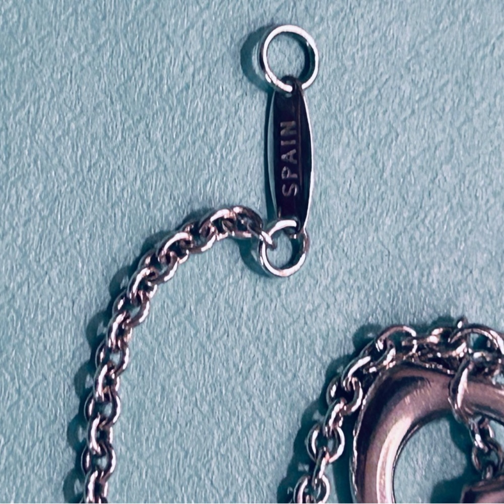 Tiffany & Co. Silver Heart Bracelet - Picture 3 of 5
